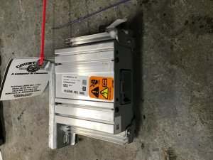 2015-2019 GMC Sierra 2500 HD 110-Volt Power Inverter (Used OEM)