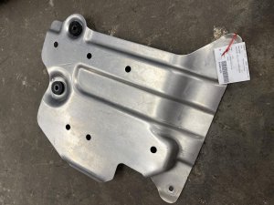 1999-2006 GMC Sierra 1500 Lower Engine Belly Pan Splash Shield (Used OEM)