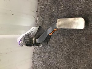 2007-2011 GMC Sierra 1500 Power Adjustable Accelerator Pedal Assembly (Used OEM)