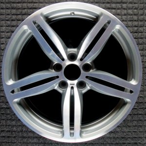 2004-2011 BMW M6 Silver Wheel - Rear (Remanufactured OEM)