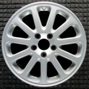 2000-2007 Volvo C70 Silver Wheel (Remanufactured OEM)