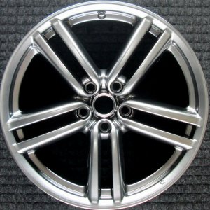 2006 INFINITI Q45 Silver Wheel (Remanufactured OEM)