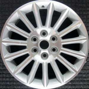 2009-2012 Chevrolet Traverse Silver 19x7.5 15-Spoke Bright Machined Alloy Wheel (Remanufactured OEM)