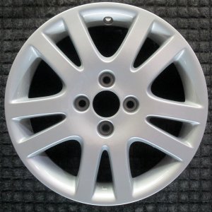2002-2003 Honda Civic Silver Wheel (Remanufactured OEM)