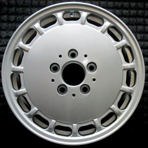 1994 Mercedes-Benz E500 Silver Wheel (Remanufactured OEM)