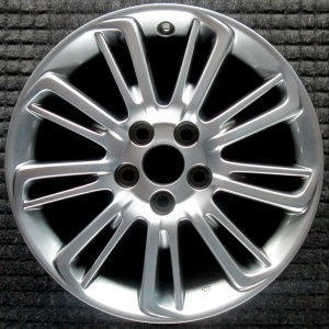 2015-2017 Toyota Camry Silver 17-inch 9 Split-Spoke Alloy Wheel (Remanufactured OEM)