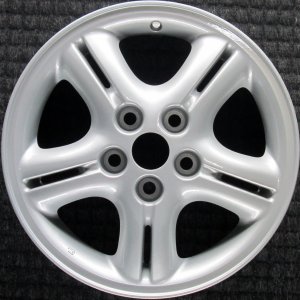 2003-2005 Dodge Stratus Silver Wheel (Remanufactured OEM)