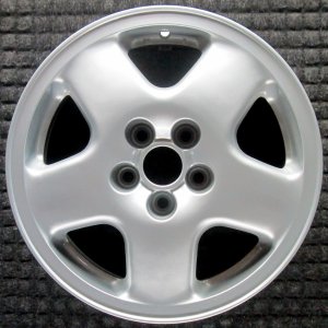 1992-1994 Volkswagen Passat Silver Wheel (Remanufactured OEM)