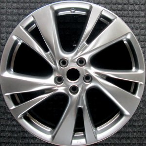 2014-2016 INFINITI QX60 Silver 20x7.5 10-Spoke Painted Alloy Wheel (Remanufactured OEM)