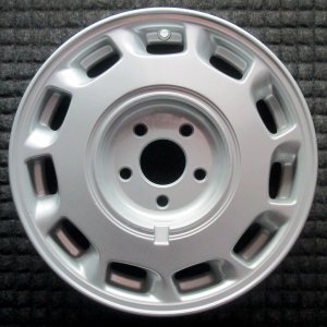 1993-1995 Ford Taurus Silver Wheel (Remanufactured OEM)