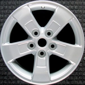 2013-2016 Chevrolet Malibu Silver 16x7.5 Alloy Wheel (Remanufactured OEM)