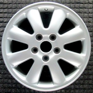 2002-2005 Toyota Camry Chrome Wheel (Remanufactured OEM)