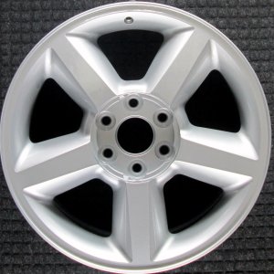 2003-2013 Chevrolet Avalanche 1500 Silver Wheel (Remanufactured OEM)