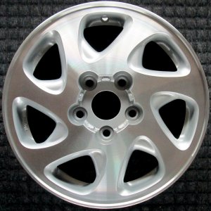 1997-2001 Toyota Camry Silver Wheel (Remanufactured OEM)