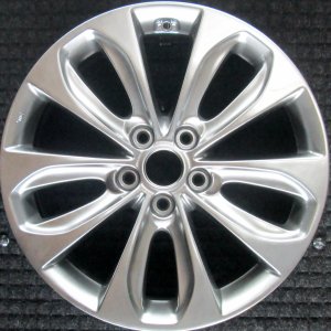 2010-2014 Hyundai Sonata Silver Wheel (Remanufactured OEM)