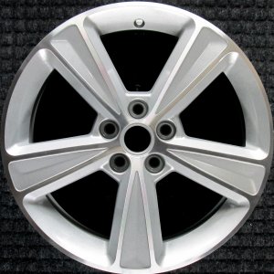 2012-2016 Chevrolet Cruze Silver 17-Inch 5-Spoke Machined Silver Alloy Wheel (Remanufactured OEM)