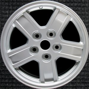 2007-2009 Chrysler Aspen Silver Painted Silver Alloy Wheel (Remanufactured OEM)
