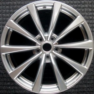 2008-2011 INFINITI G37 Silver Wheel - Rear (Remanufactured OEM)