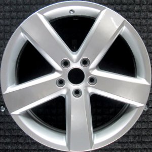 2009-2012 Volkswagen Passat Silver Wheel (Remanufactured OEM)