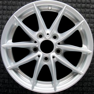 2005-2007 BMW 325xi Silver Wheel (Remanufactured OEM)