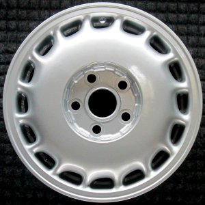 1989-1990 Toyota Cressida Silver Wheel (Remanufactured OEM)