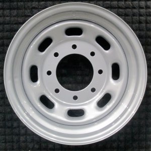 1999-2004 Ford F-250 Silver 16-Inch 8-Slot Steel Wheel (Remanufactured OEM)