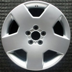 2000-2001 Cadillac Catera Silver Wheel (Remanufactured OEM)