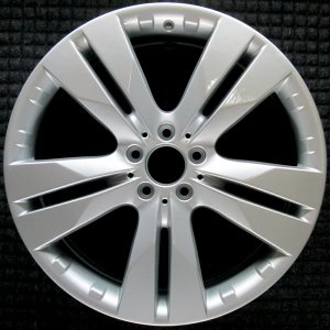 2010-2012 Mercedes-Benz GL550 Silver Wheel (Remanufactured OEM)