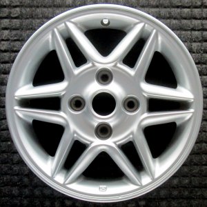 2000-2002 INFINITI G20 Silver Wheel (Remanufactured OEM)