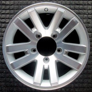 2004-2005 Suzuki Grand Vitara Silver Wheel (Remanufactured OEM)