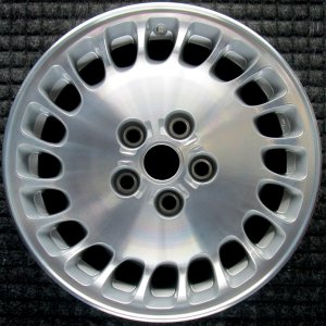 1997-2001 INFINITI Q45 Silver Wheel (Remanufactured OEM)