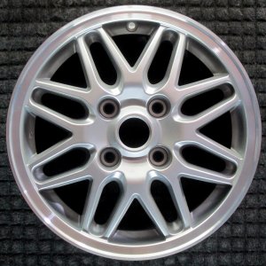1999-2001 INFINITI G20 Silver Wheel (Remanufactured OEM)