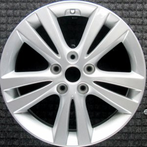2011-2013 Kia Forte Koup Silver Wheel (Remanufactured OEM)
