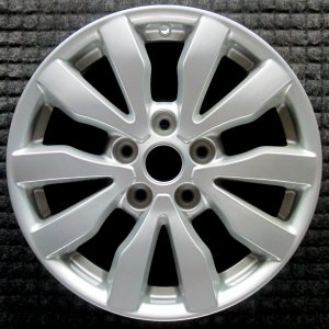 2009-2013 Kia Rondo Silver Wheel (Remanufactured OEM)