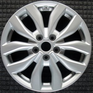 2021-2023 Kia Seltos Silver 17x7 V-Spoke Painted Gray Alloy Wheel (Remanufactured OEM)