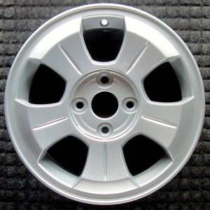 2003-2005 Kia Rio5 Silver Wheel (Remanufactured OEM)