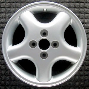 2000-2001 Kia Spectra Silver Wheel (Remanufactured OEM)