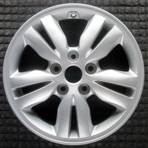 2008-2009 Hyundai Tucson Silver Wheel (Remanufactured OEM)