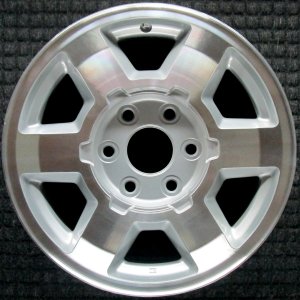 2004-2006 GMC Yukon Silver Wheel (Remanufactured OEM)