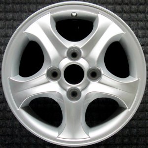 2000-2002 Hyundai Tiburon Silver Wheel (Remanufactured OEM)