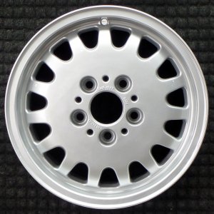 1996-2001 BMW 740iL Silver Wheel (Remanufactured OEM)