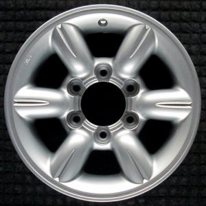 2001-2004 Nissan Frontier Silver Wheel (Remanufactured OEM)