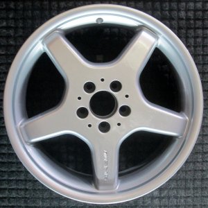 2004-2006 Mercedes-Benz E500 Silver 18x8 5-Spoke Painted Hyper Silver Alloy Wheel - Front (Remanufactured OEM)