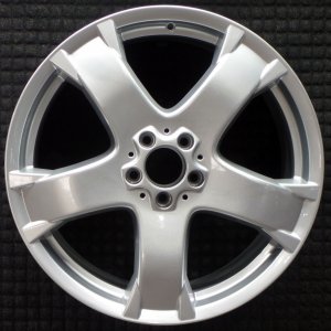 2006-2011 Mercedes-Benz ML320 Silver 20x8.5 5-Spoke Hyper Silver Alloy Wheel (Remanufactured OEM)