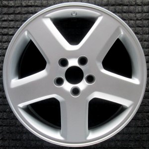 2004-2010 Volvo V50 Silver Wheel (Remanufactured OEM)