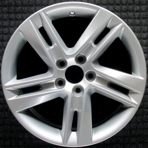 2015-2016 Volvo V60 Silver Painted Silver Alloy Wheel (Remanufactured OEM)
