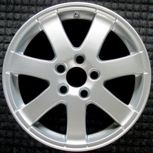 2009-2010 Volvo C70 Silver Wheel (Remanufactured OEM)