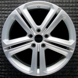2015-2018 Volkswagen Jetta Silver 18x7.5 10-Spoke Bright Hyper Alloy Wheel (Remanufactured OEM)