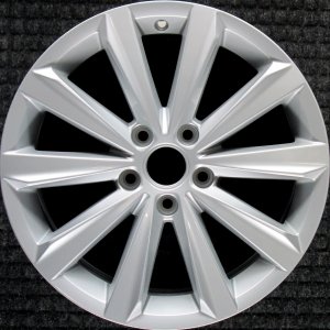 2012-2015 Volkswagen Passat Silver Wheel (Remanufactured OEM)