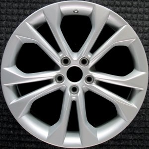 2013-2017 Ford Taurus Silver Wheel (Remanufactured OEM)